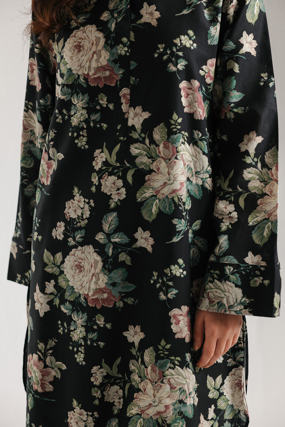 Inaaya Floral Printed Kurti With Chevron Pants Set